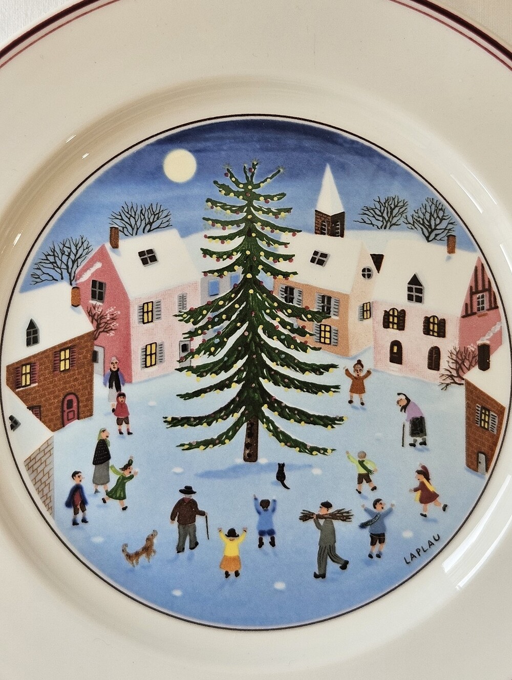 Villeroy & Boch Naif Christmas Plate dia Laplau Winter Village Scene